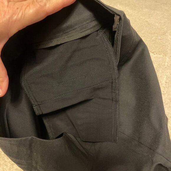 Black Womens Mid-Rise Dress Shorts M Korye Rayon/Nylon/Spandex Blend Stylish & C - Picture 7 of 8